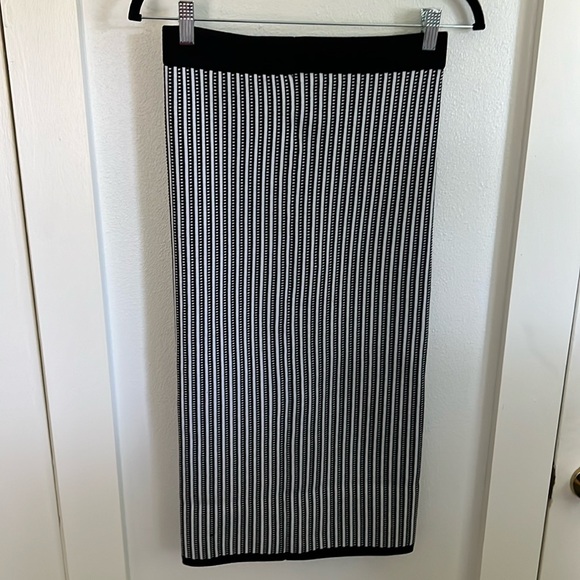 Babaton Striped Knit Skirt - Picture 6 of 8